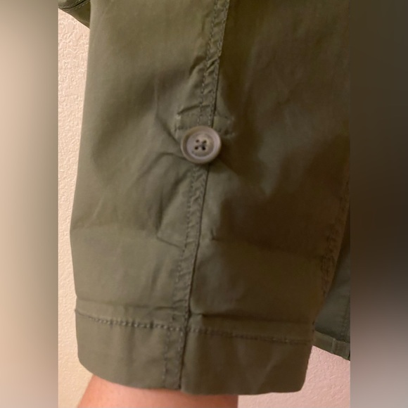 CHICO’S Convertible Poplin Cargo Crops size1.5 = M/10 - Picture 10 of 17